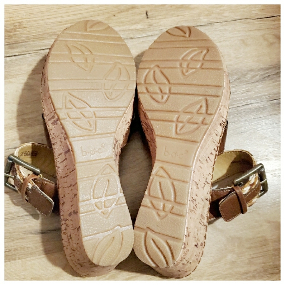 NWOT Boc wedge heel sandal brown/tan size 8 M - Picture 7 of 7